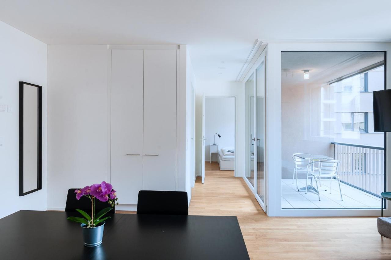 Hitrental Messe Apartments Basel Bagian luar foto