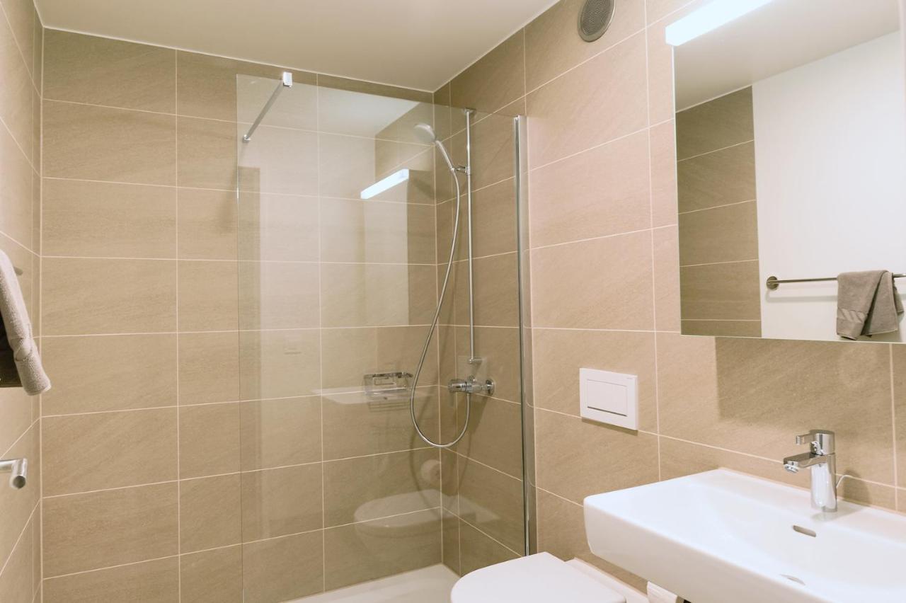 Hitrental Messe Apartments Basel Bagian luar foto