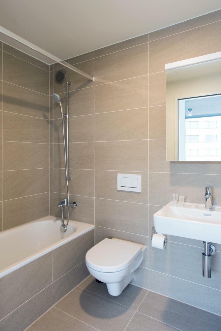 Hitrental Messe Apartments Basel Bagian luar foto